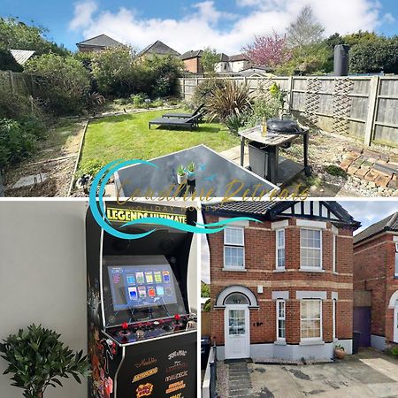 The Capstone Retreat - Beautiful Detached Family Home By Coastline Retreats, Arcade Machine, Parking, Bbq Bournemouth Exterior foto
