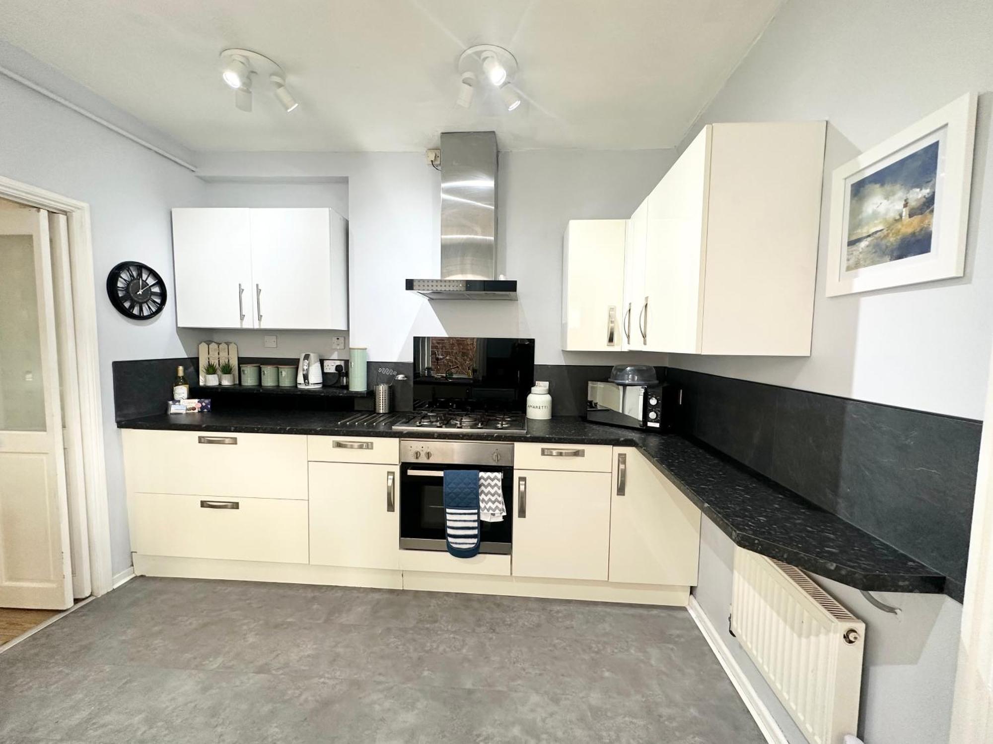 The Capstone Retreat - Beautiful Detached Family Home By Coastline Retreats, Arcade Machine, Parking, Bbq Bournemouth Exterior foto