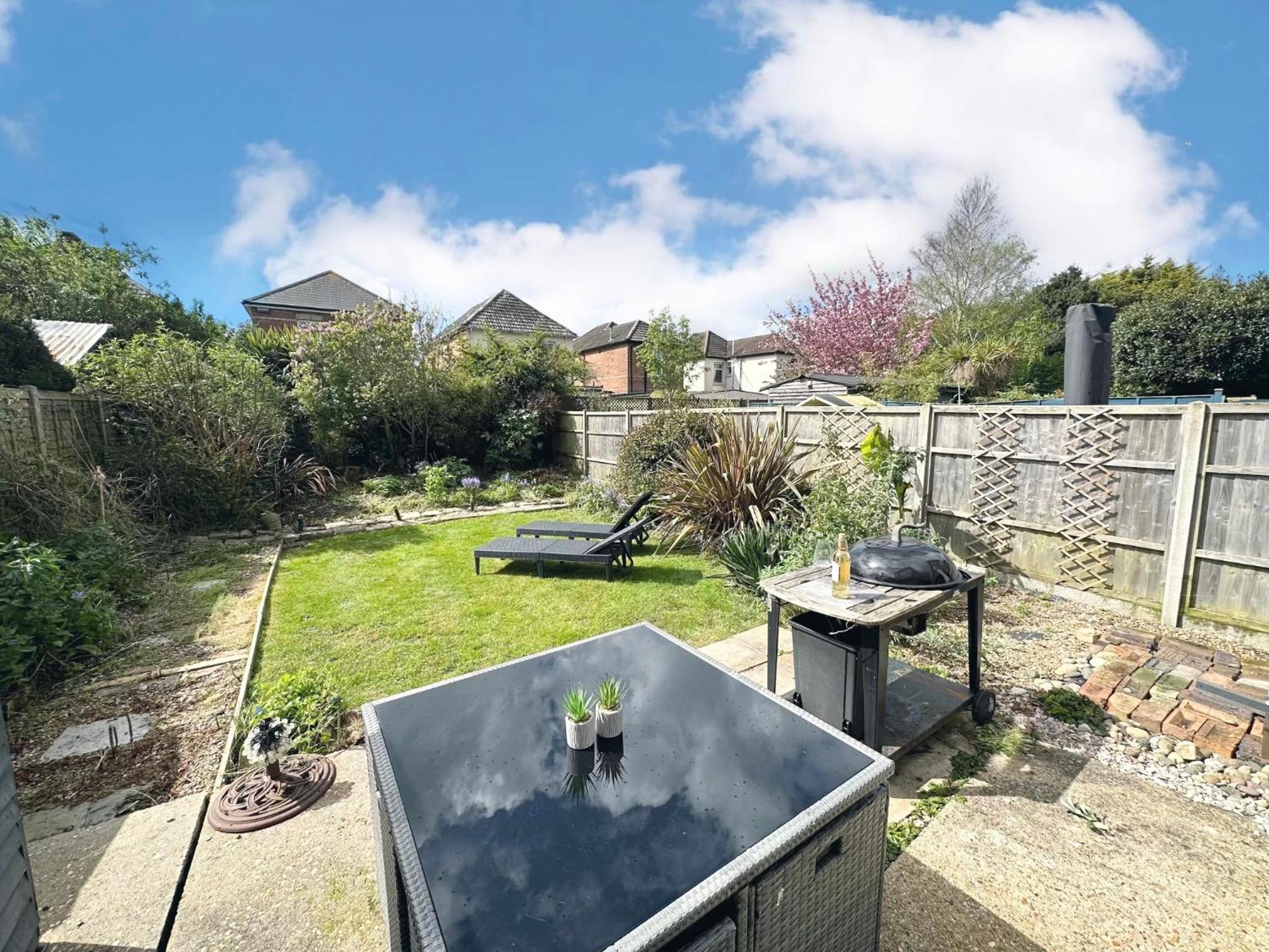 The Capstone Retreat - Beautiful Detached Family Home By Coastline Retreats, Arcade Machine, Parking, Bbq Bournemouth Exterior foto
